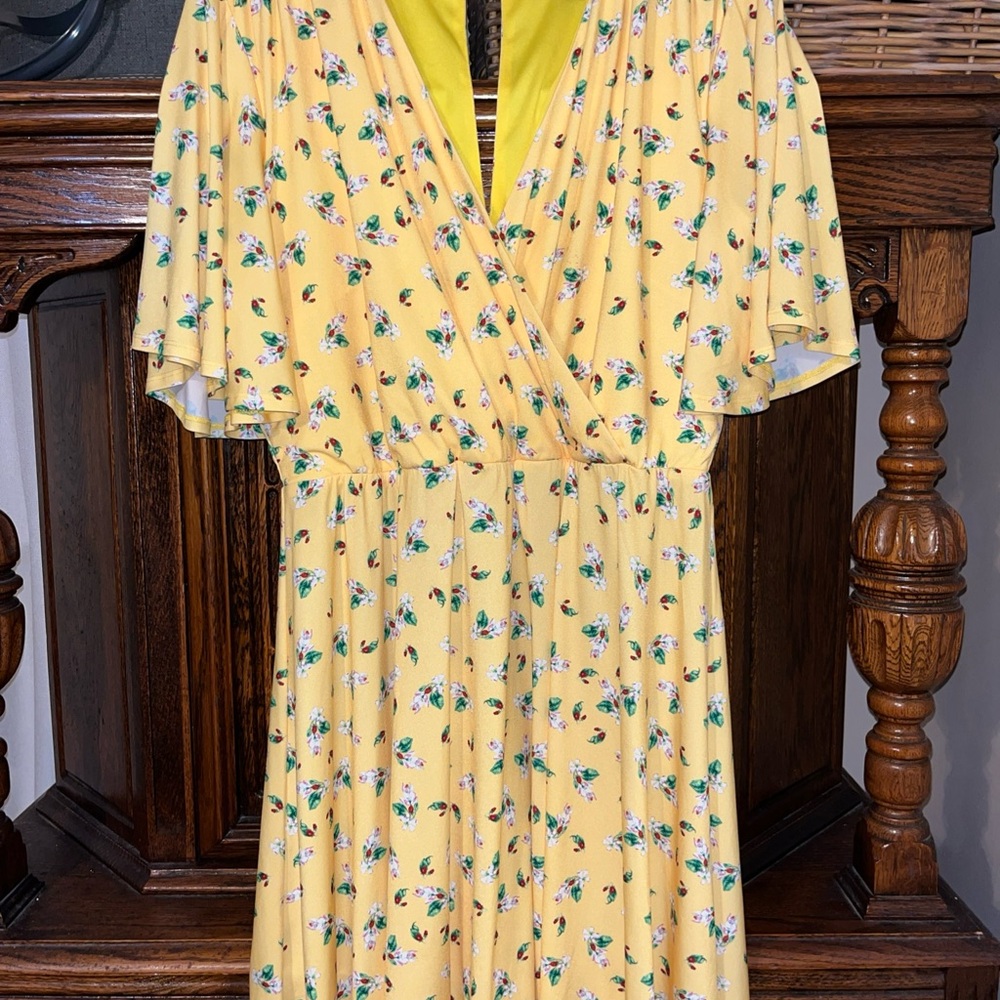 Alexia Admor Yellow Floral fit and flare Dress